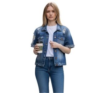 🩷💲6️⃣ {{ j e a n j a c k e t }} Blue Denim Jacket